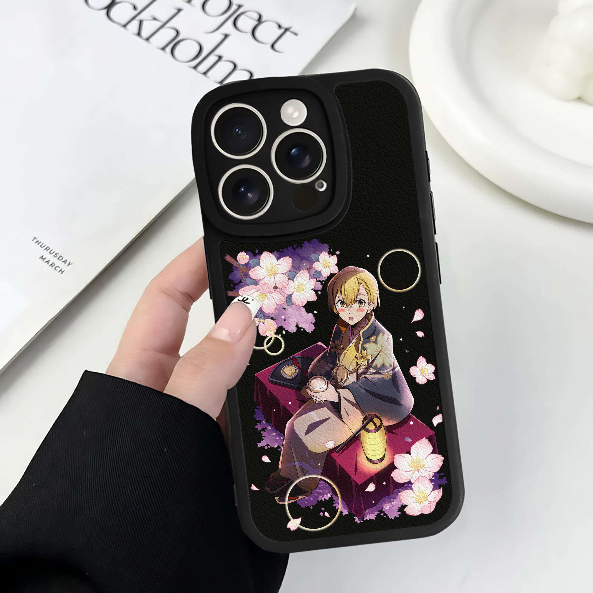 （画像用） 文豪ストレイドッグス Bungo Stray Dogs 【iPhone 16シリーズ対応】シリコンスマホケース（レザー調） 材質：シリコン